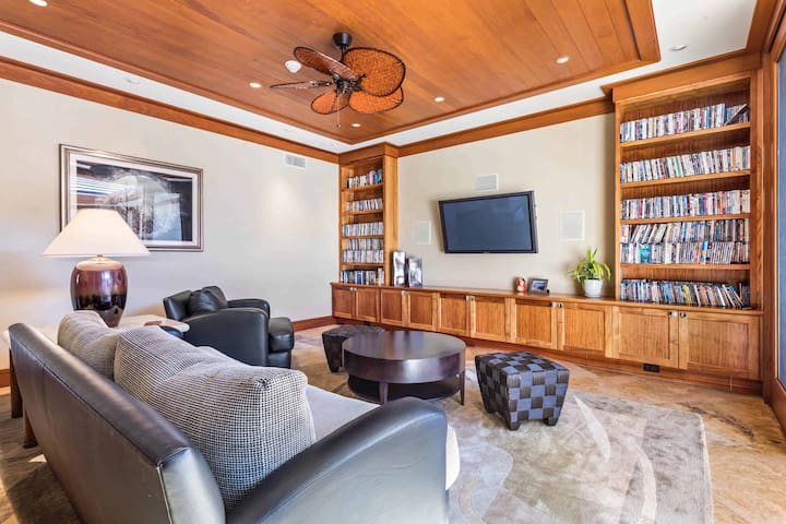 Mauna Kea Resort managed Airbnb listing 1