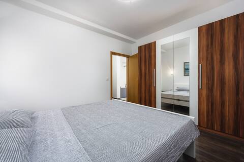 MIRJANA house with apartments - Mirjana1 APARTMENT