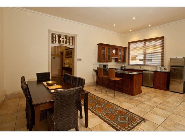 Fairholme Townhouse gallery image 5