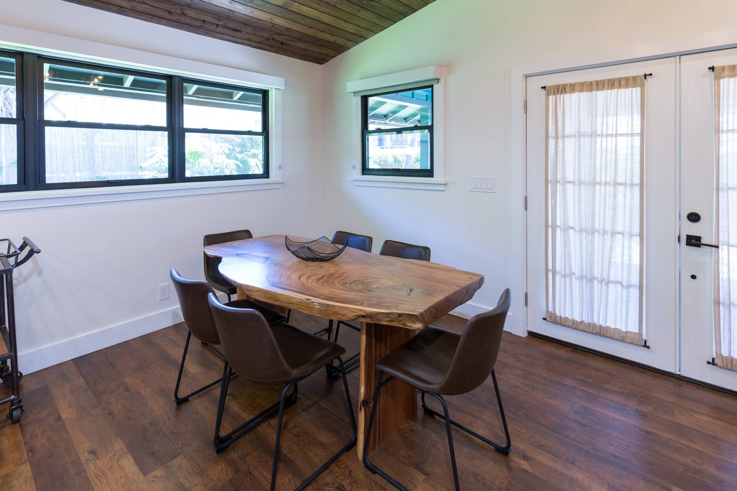 Home in Kihei · ★4.97 · 3 bedrooms · 3 beds · 3.5 baths - Image 7