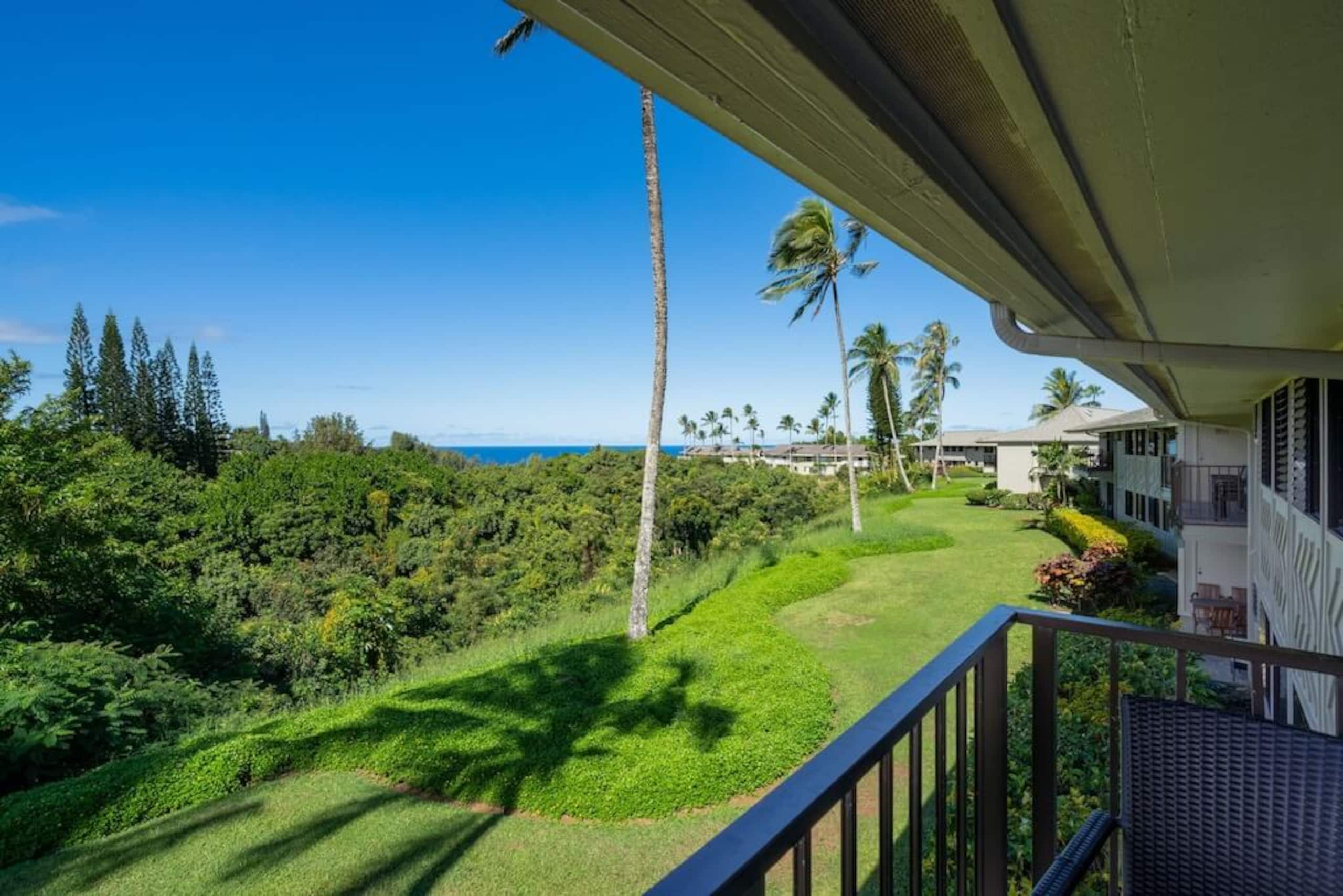 Condo in Princeville · ★4.93 · 2 bedrooms · 2 beds · 2 private baths - Image 2
