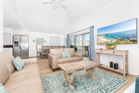Family Beach House w/ A/C | Upstairs Unit