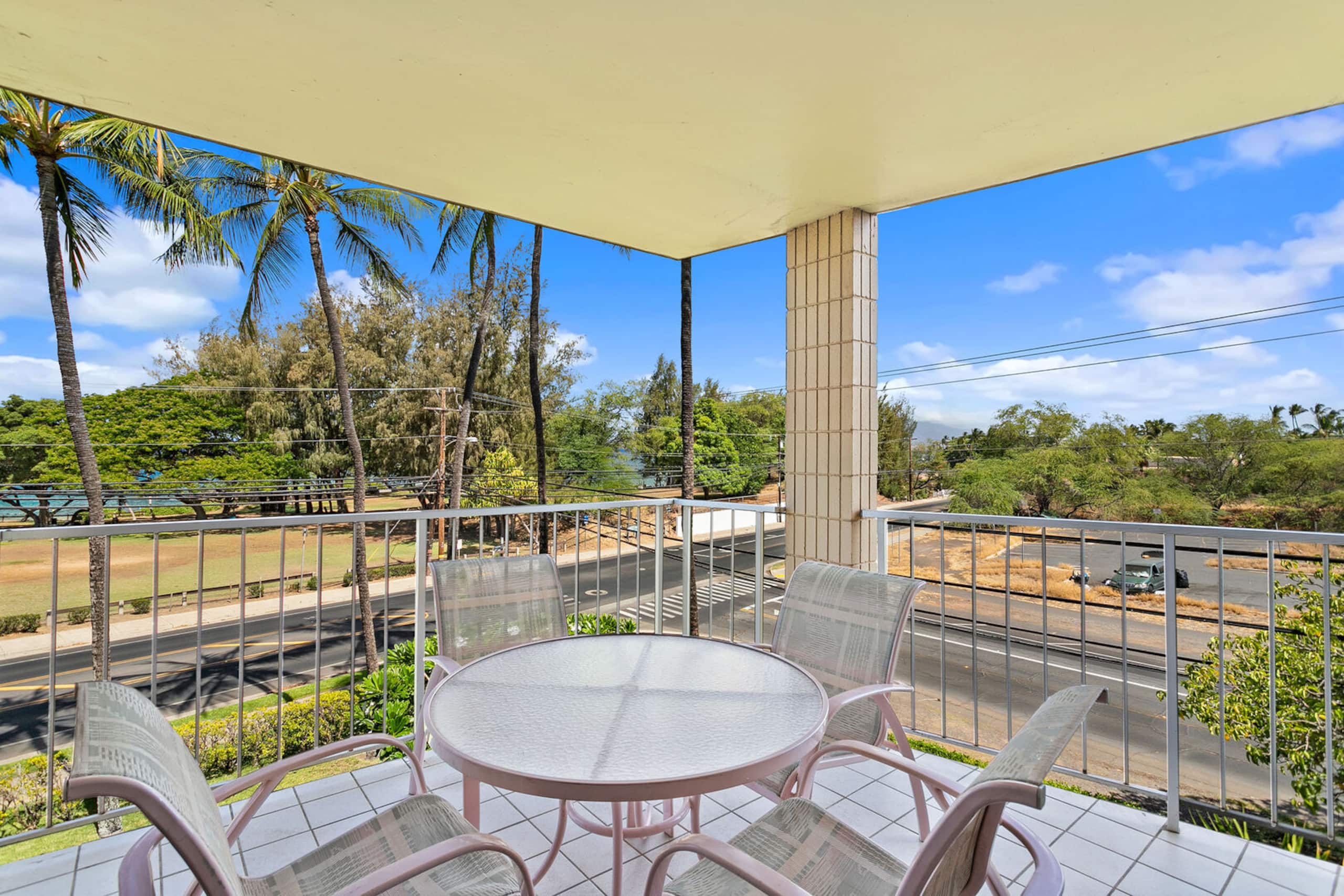 Condo in Kihei · ★4.88 · 2 bedrooms · 3 beds · 2 private baths - Image 6