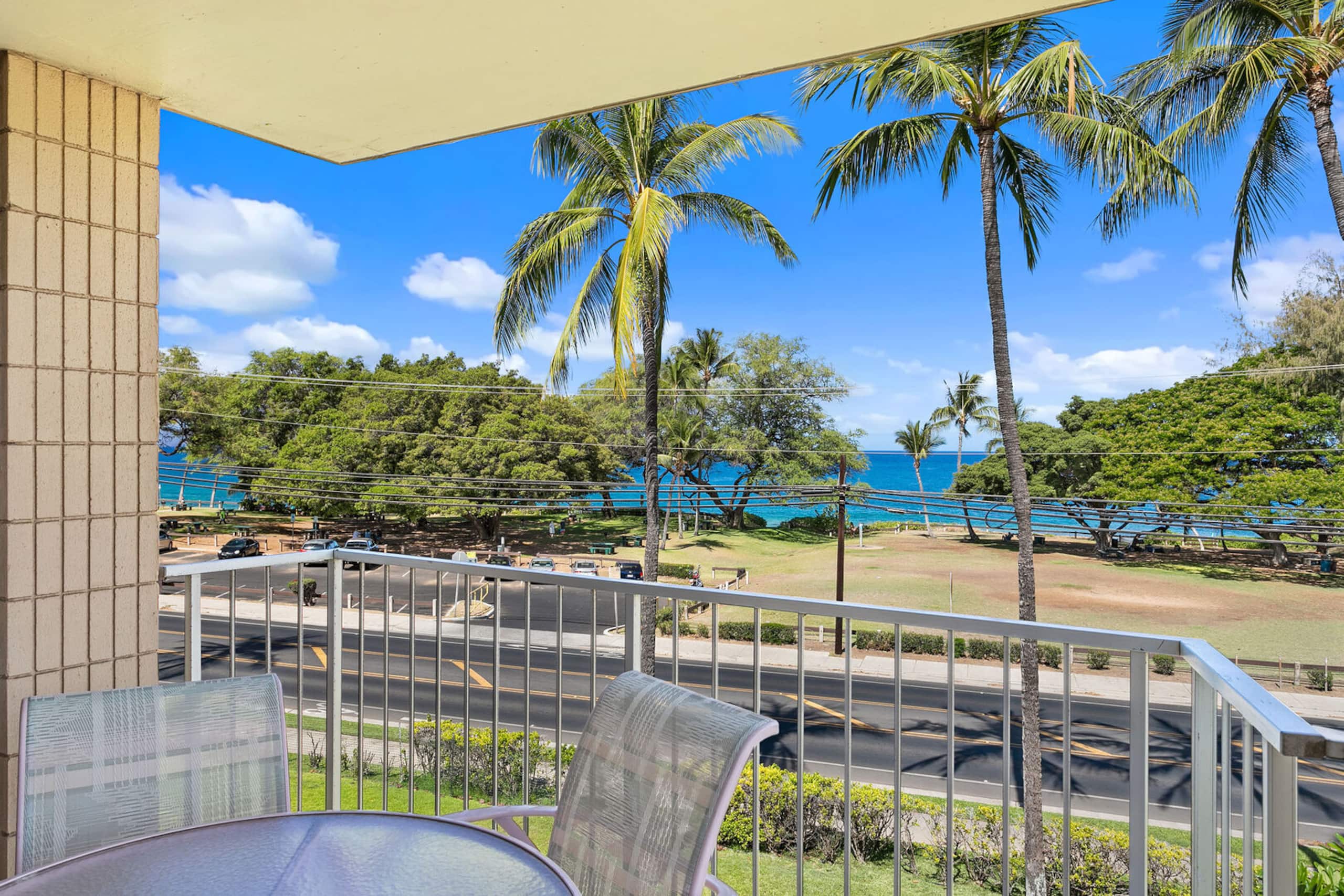 Condo in Kihei · ★4.88 · 2 bedrooms · 3 beds · 2 private baths - Image 5