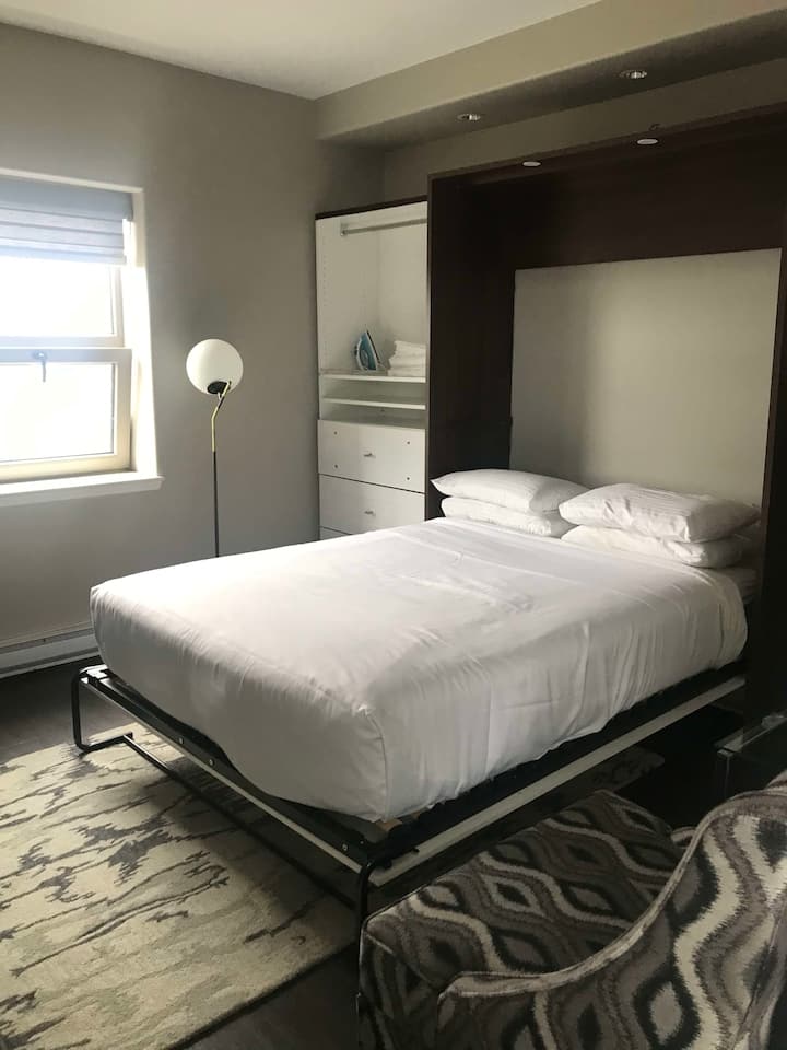 Luxury Executive Penthouse Studio Suite - Greater Sudbury