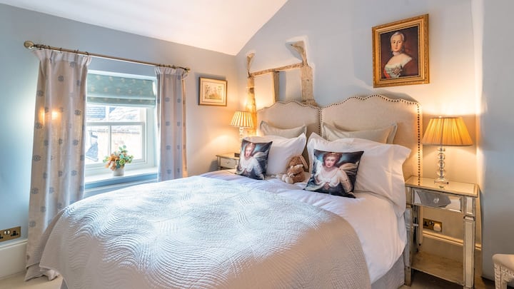 ห้องนอนที่ 3, ซิงเกอร์เฮ้าส์, Bolthole Retreats