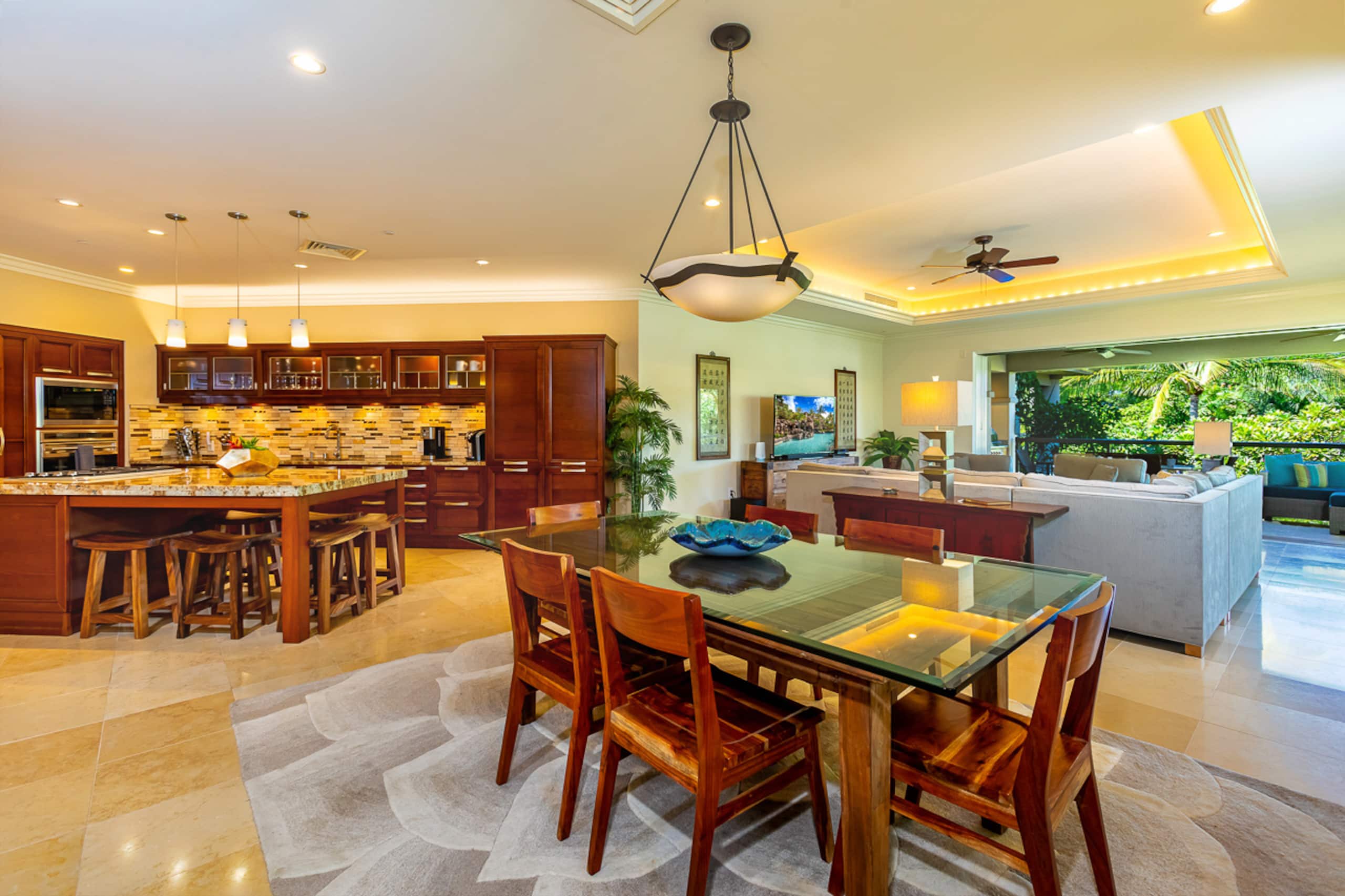 Villa in Kihei · ★4.96 · 3 bedrooms · 5 beds · 3.5 baths - Image 9