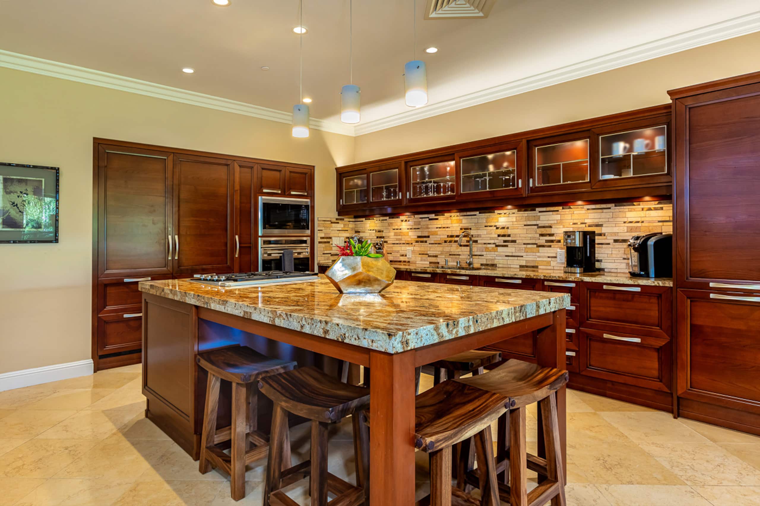 Villa in Kihei · ★4.96 · 3 bedrooms · 5 beds · 3.5 baths - Image 13