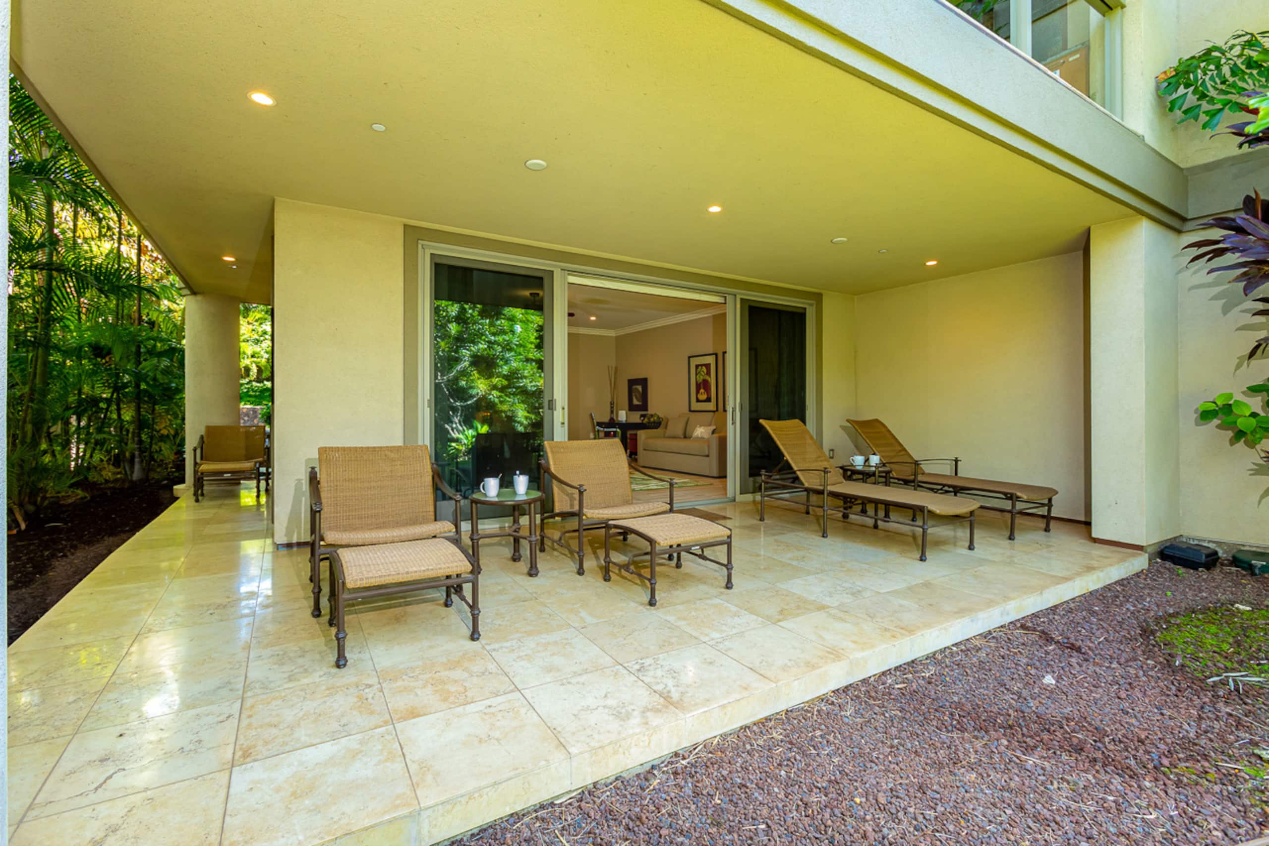 Villa in Kihei · ★4.96 · 3 bedrooms · 5 beds · 3.5 baths - Image 35
