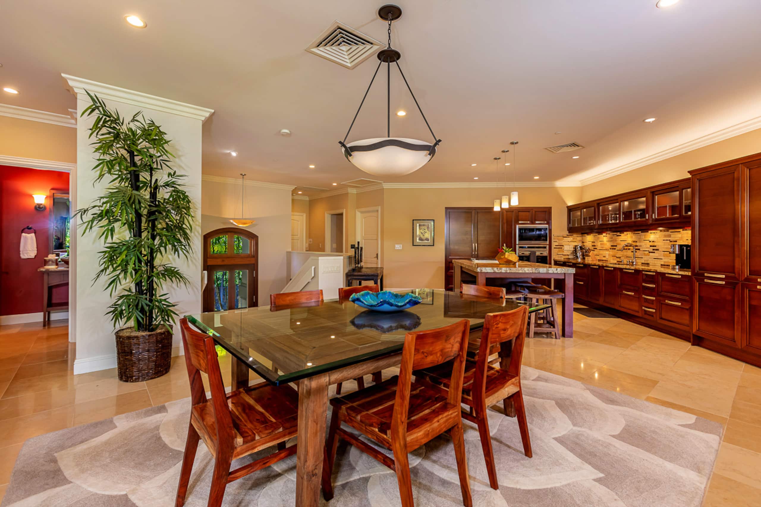 Villa in Kihei · ★4.96 · 3 bedrooms · 5 beds · 3.5 baths - Image 10