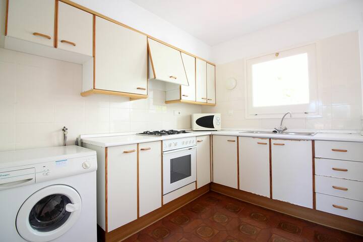 coronas – house in residential with pool. gallery image 5