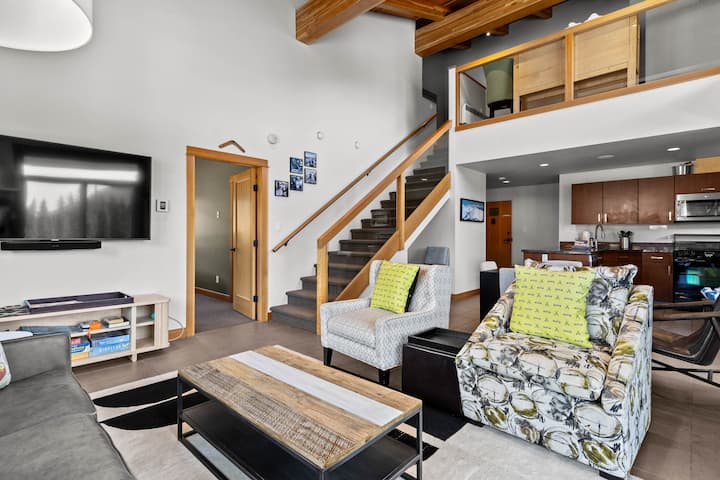 Kookaburra Lodge #401 By Bear Country - Sun Peaks