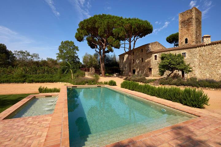 Masia Torre Lloreta S. Xiii – Casa Puig Cargol gallery image 3