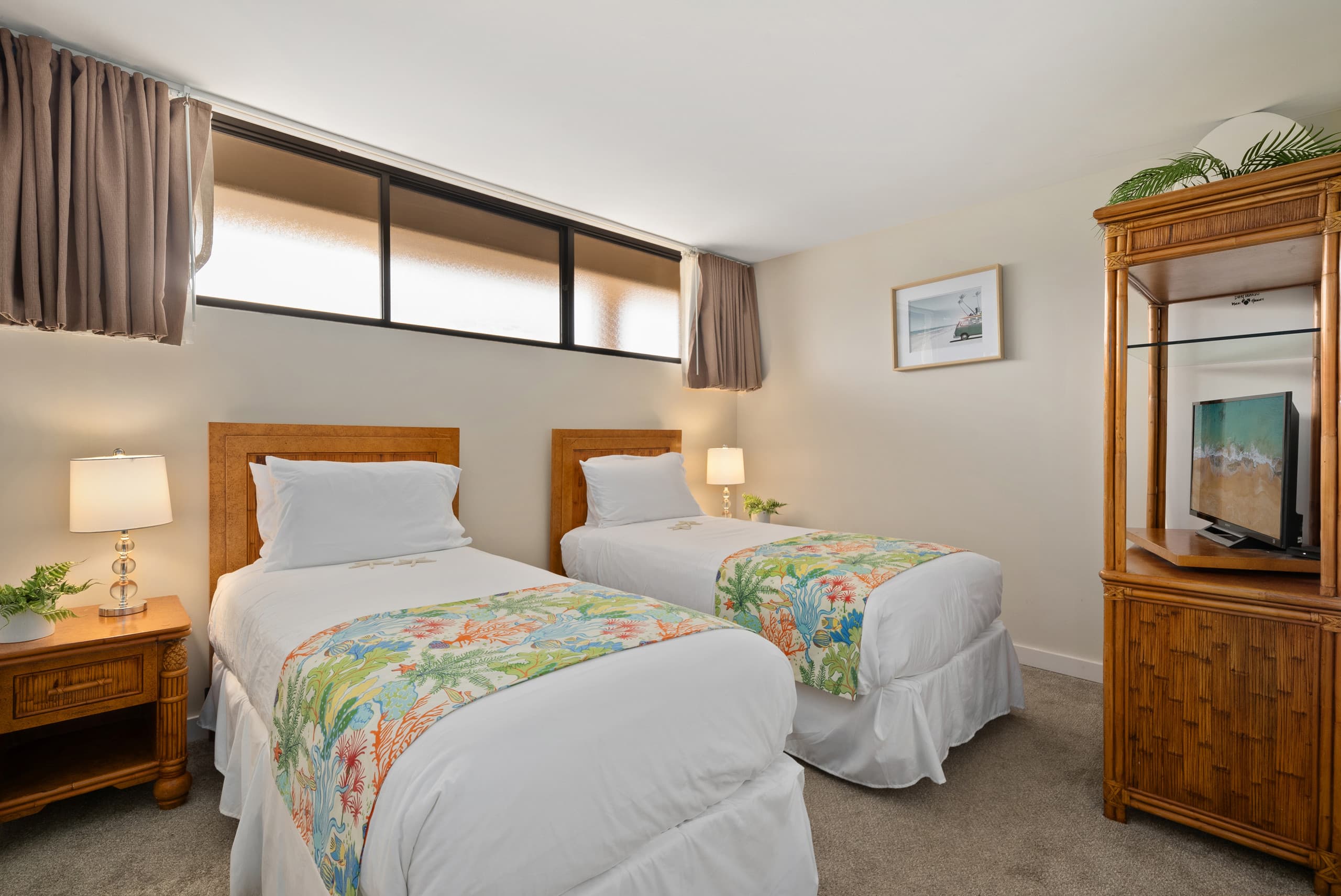 Condo in Lahaina · ★4.8 · 2 bedrooms · 4 beds · 2 baths - Image 17