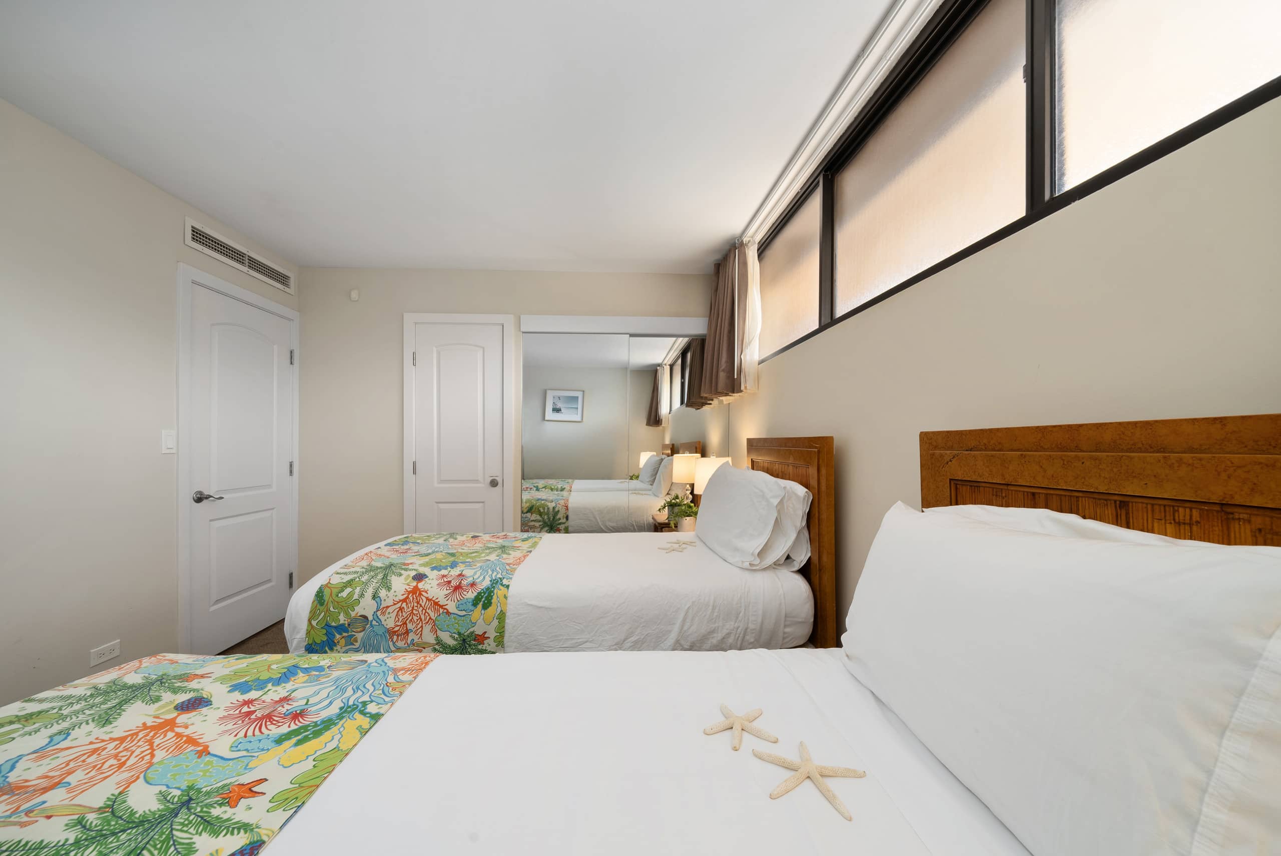 Condo in Lahaina · ★4.8 · 2 bedrooms · 4 beds · 2 baths - Image 14
