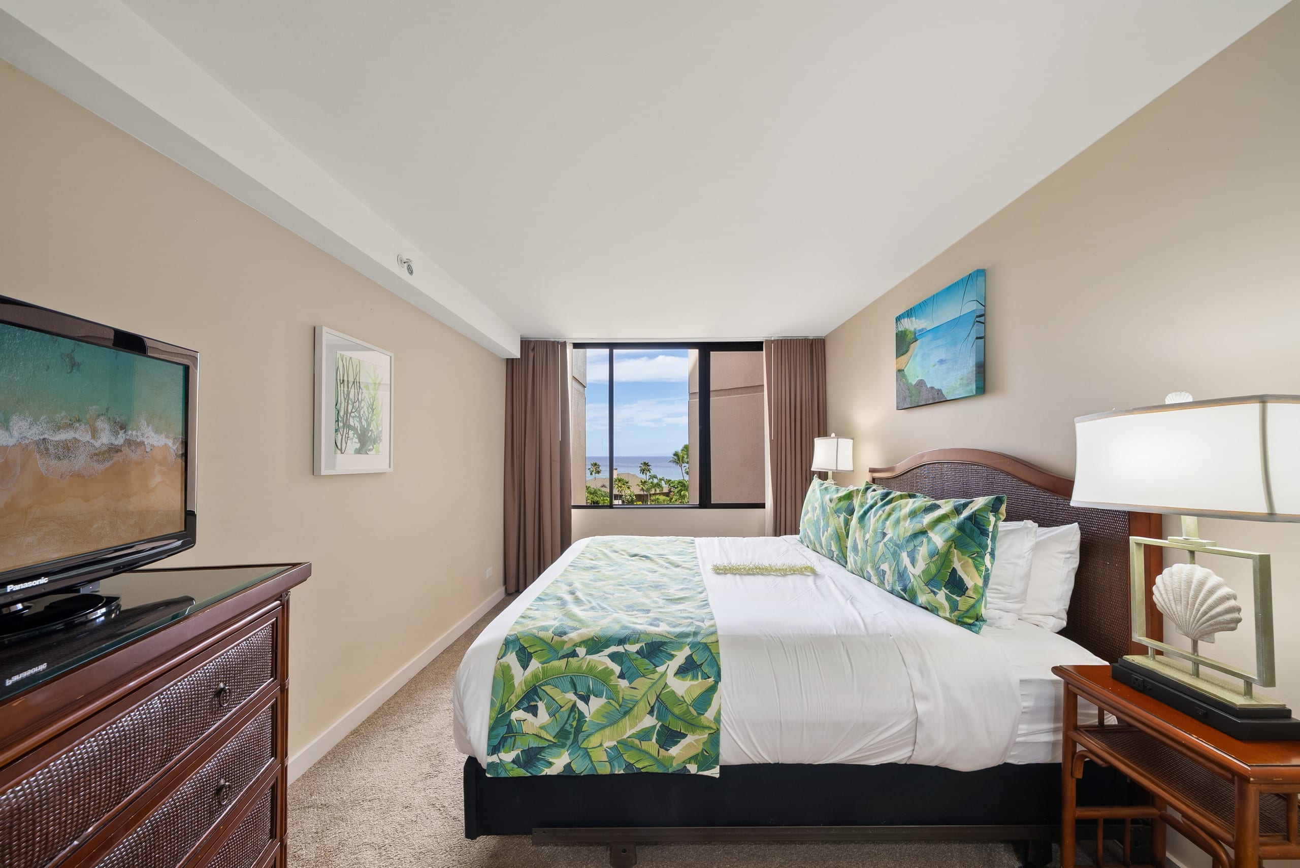 Condo in Lahaina · ★4.8 · 2 bedrooms · 4 beds · 2 baths - Image 10