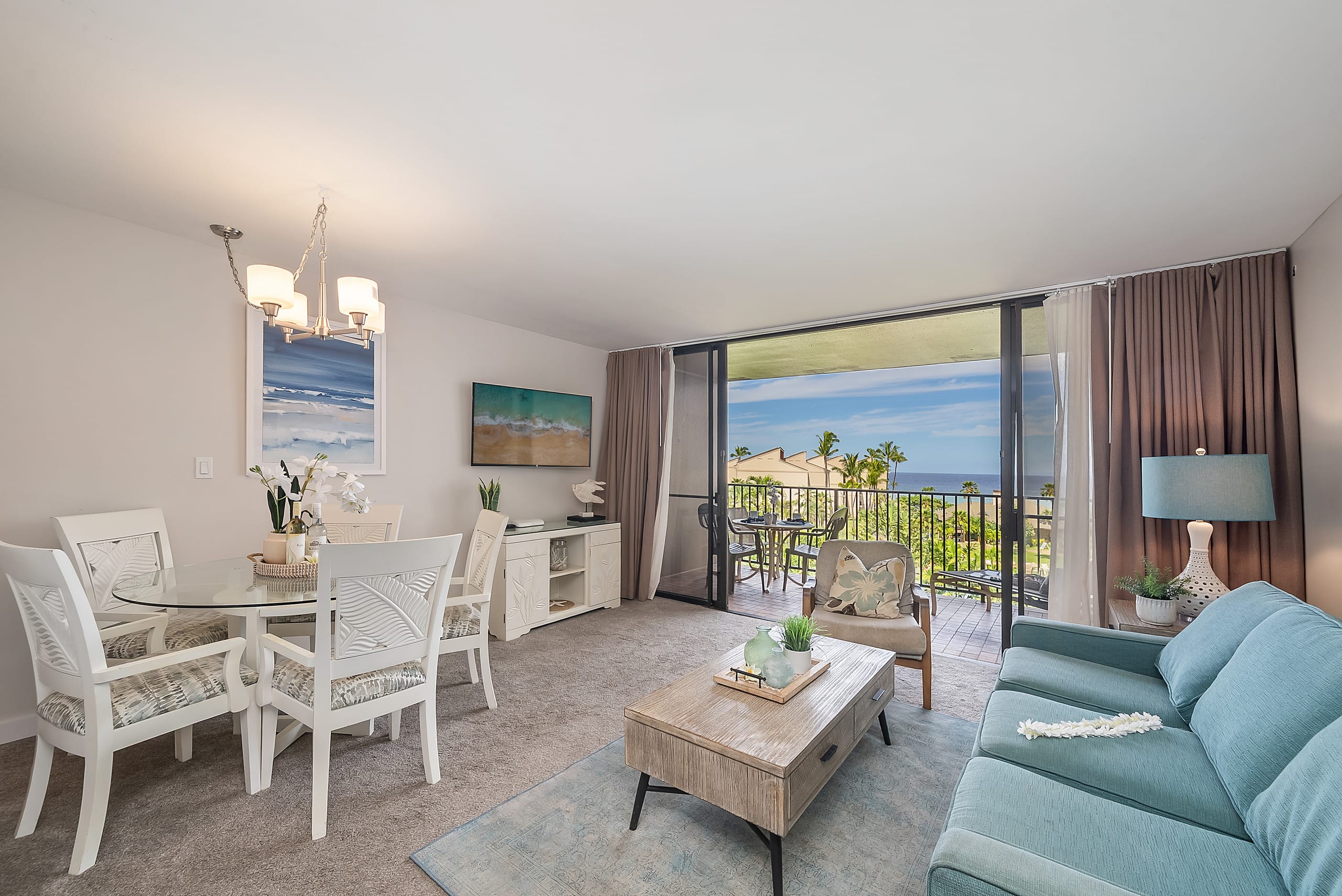 Condo in Lahaina · ★4.8 · 2 bedrooms · 4 beds · 2 baths - Image 1