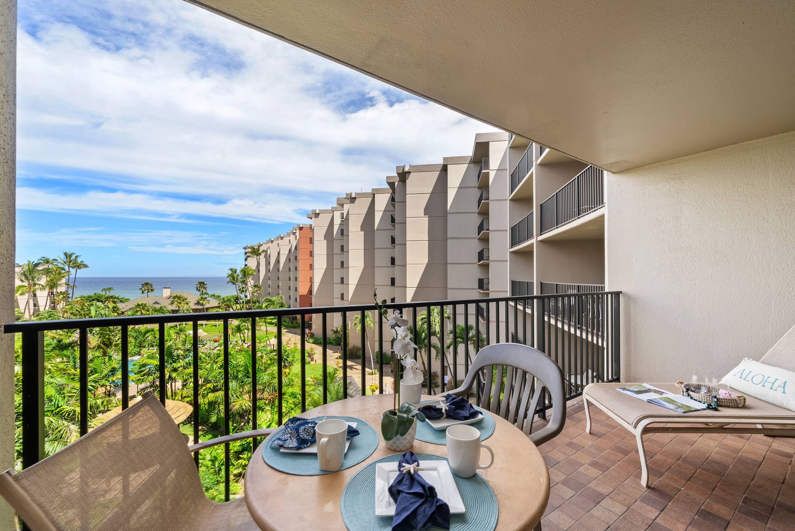 Condo in Lahaina · ★4.8 · 2 bedrooms · 4 beds · 2 baths - Image 23