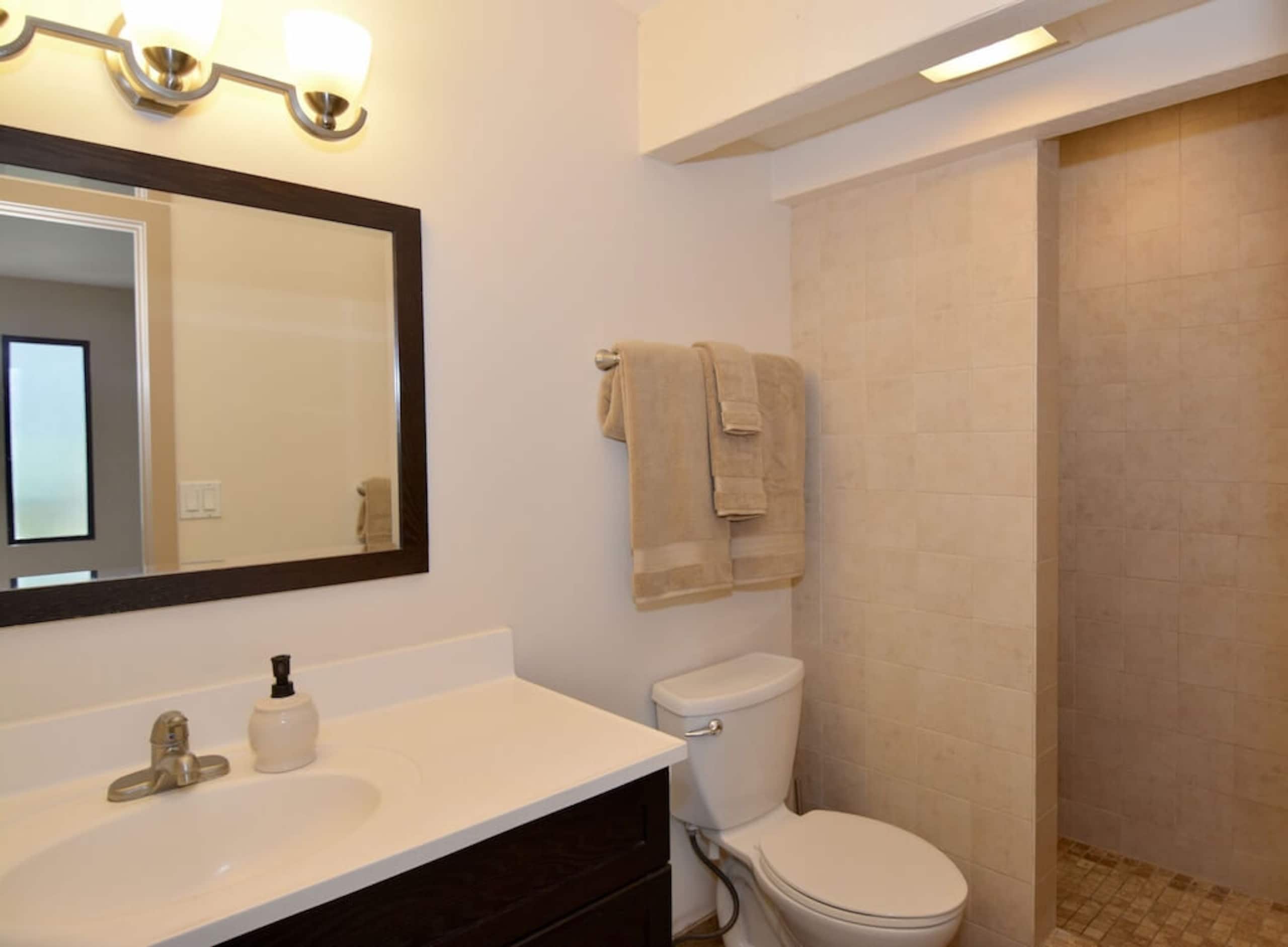 Townhouse in Princeville · ★4.82 · 3 bedrooms · 4 beds · 2 private baths - Image 21