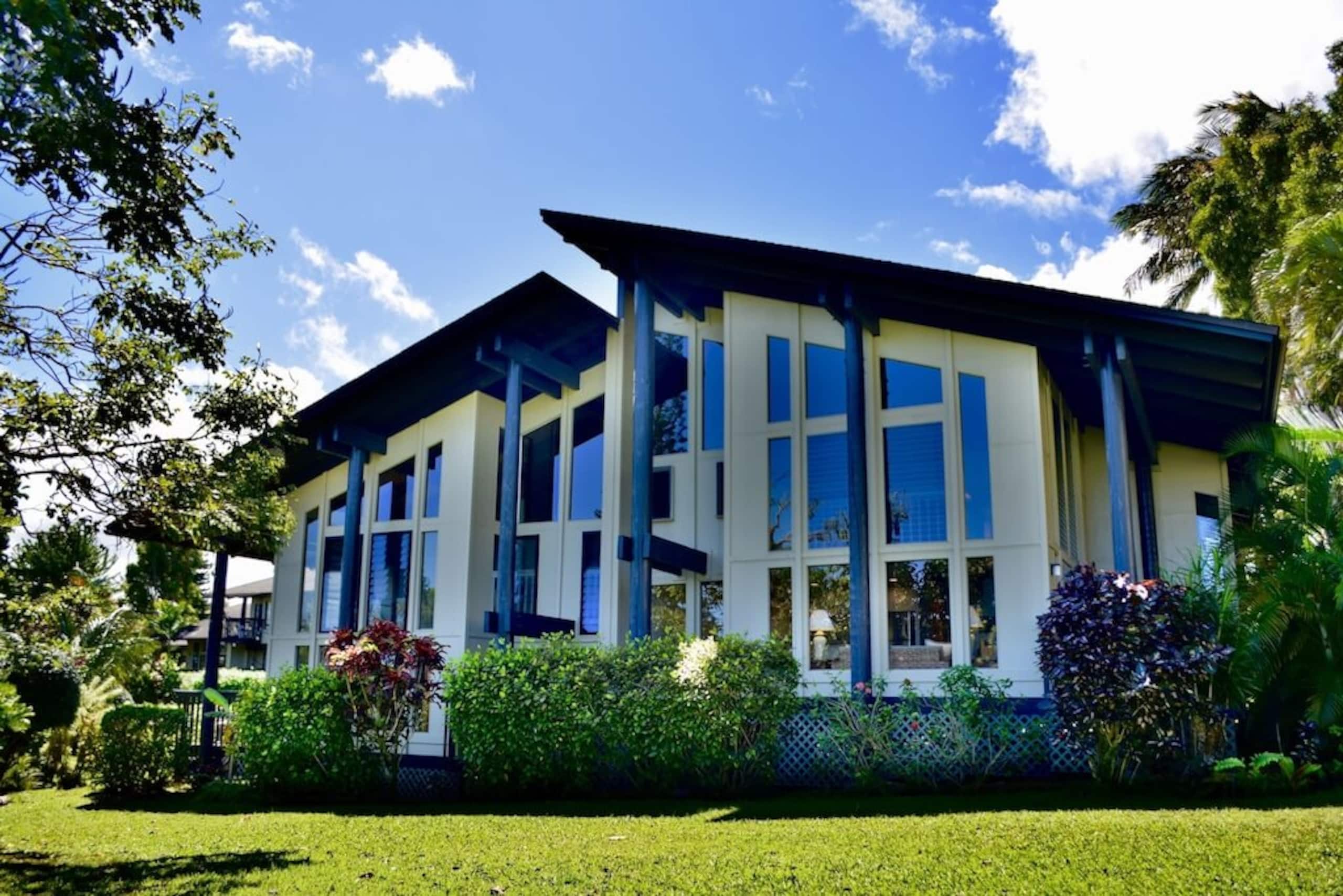 Townhouse in Princeville · ★4.82 · 3 bedrooms · 4 beds · 2 private baths - Image 2
