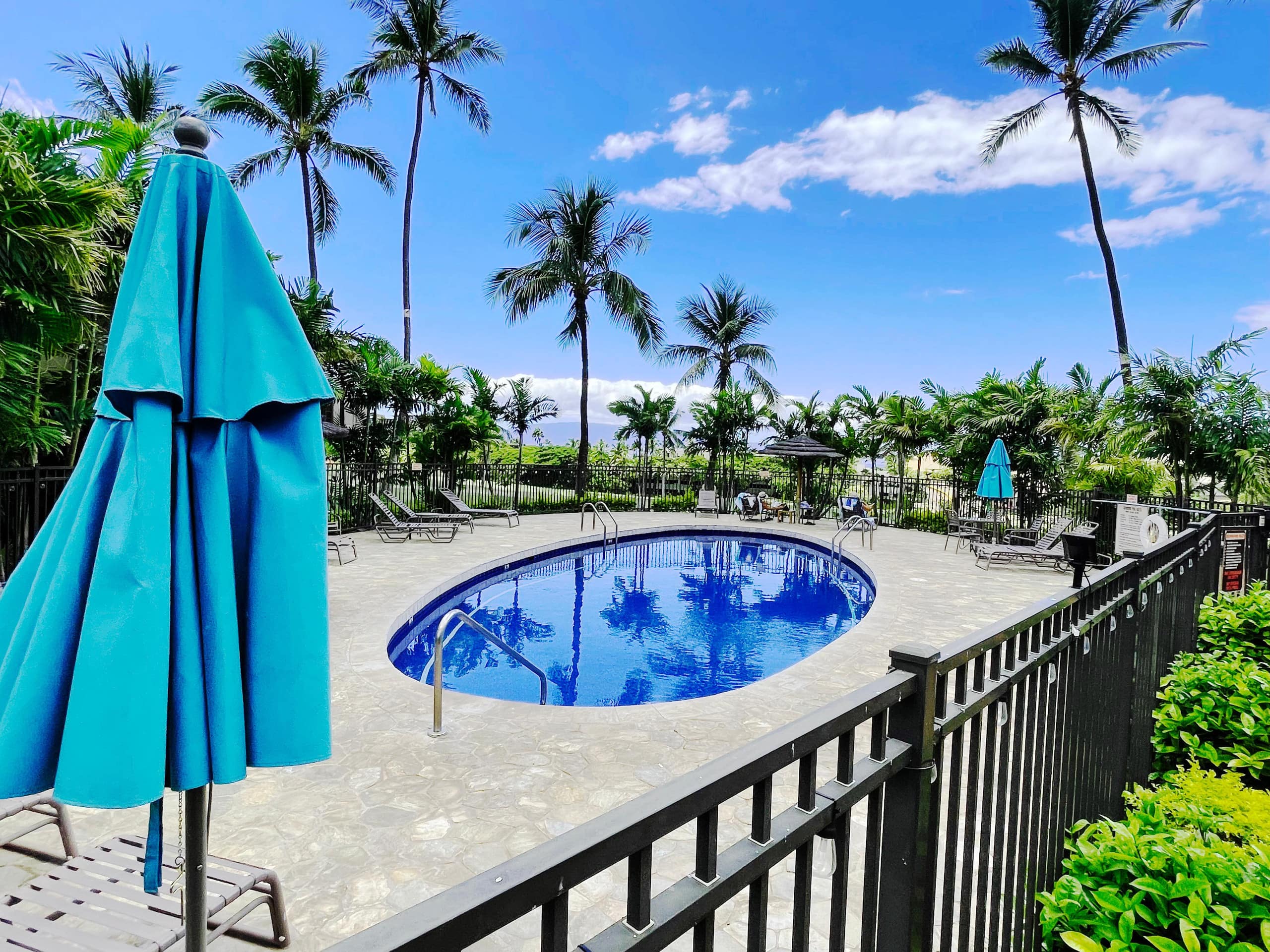 Home in Kaanapali · ★4.87 · Studio · 2 beds · 1 private bath - Image 13