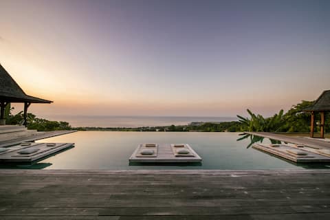 180° Sea View Lovina 4br Villa