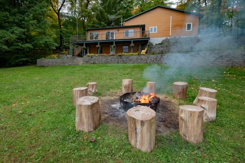 FREE Pontoon Mon–Thurs – September Only!