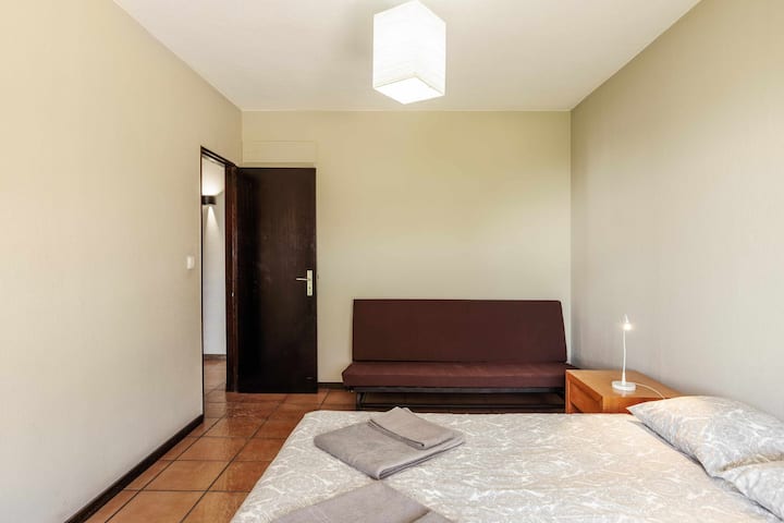 غرفة النوم 2