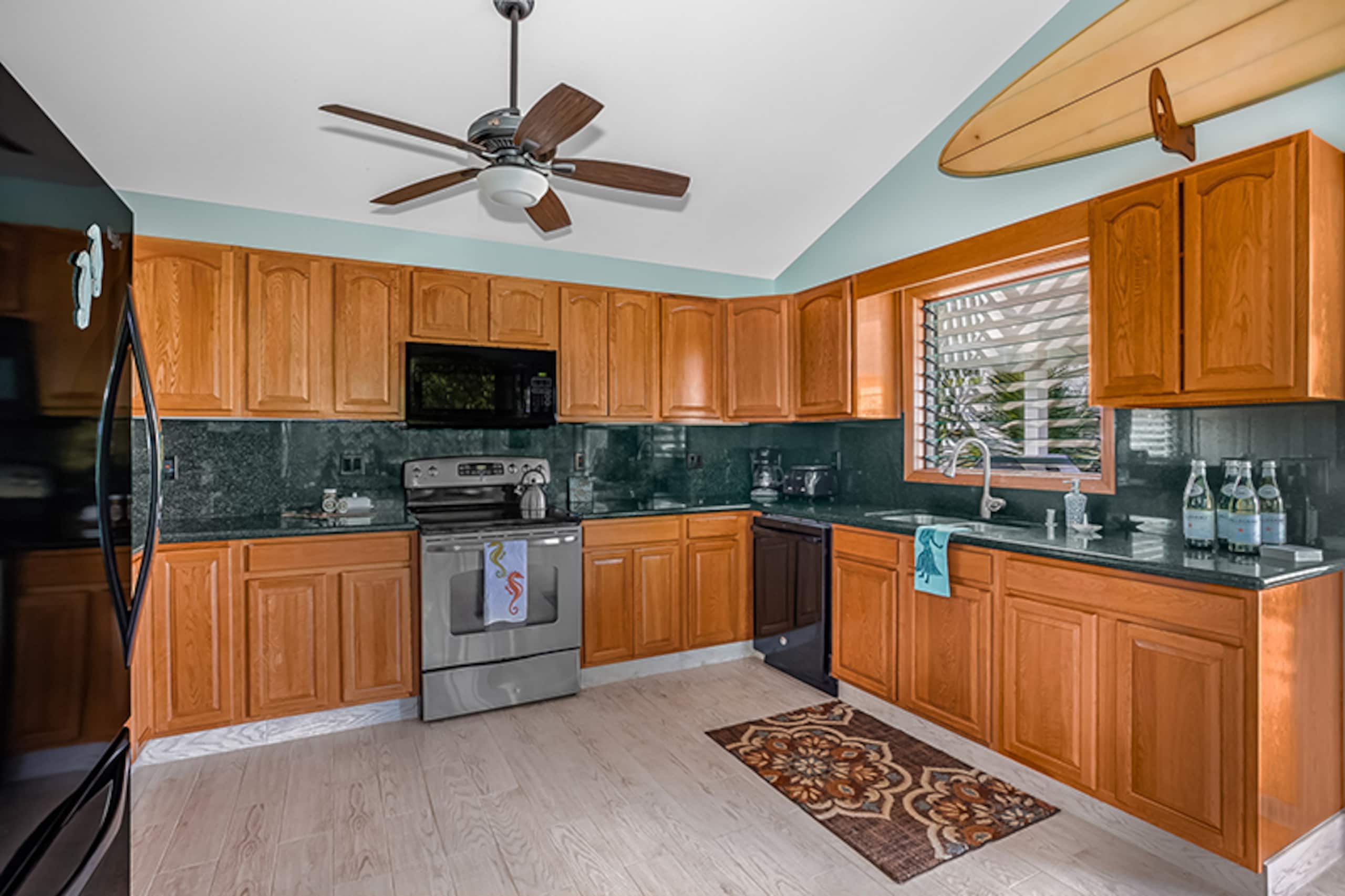 Home in Poipu · ★4.79 · 3 bedrooms · 5 beds · 3 baths - Image 8