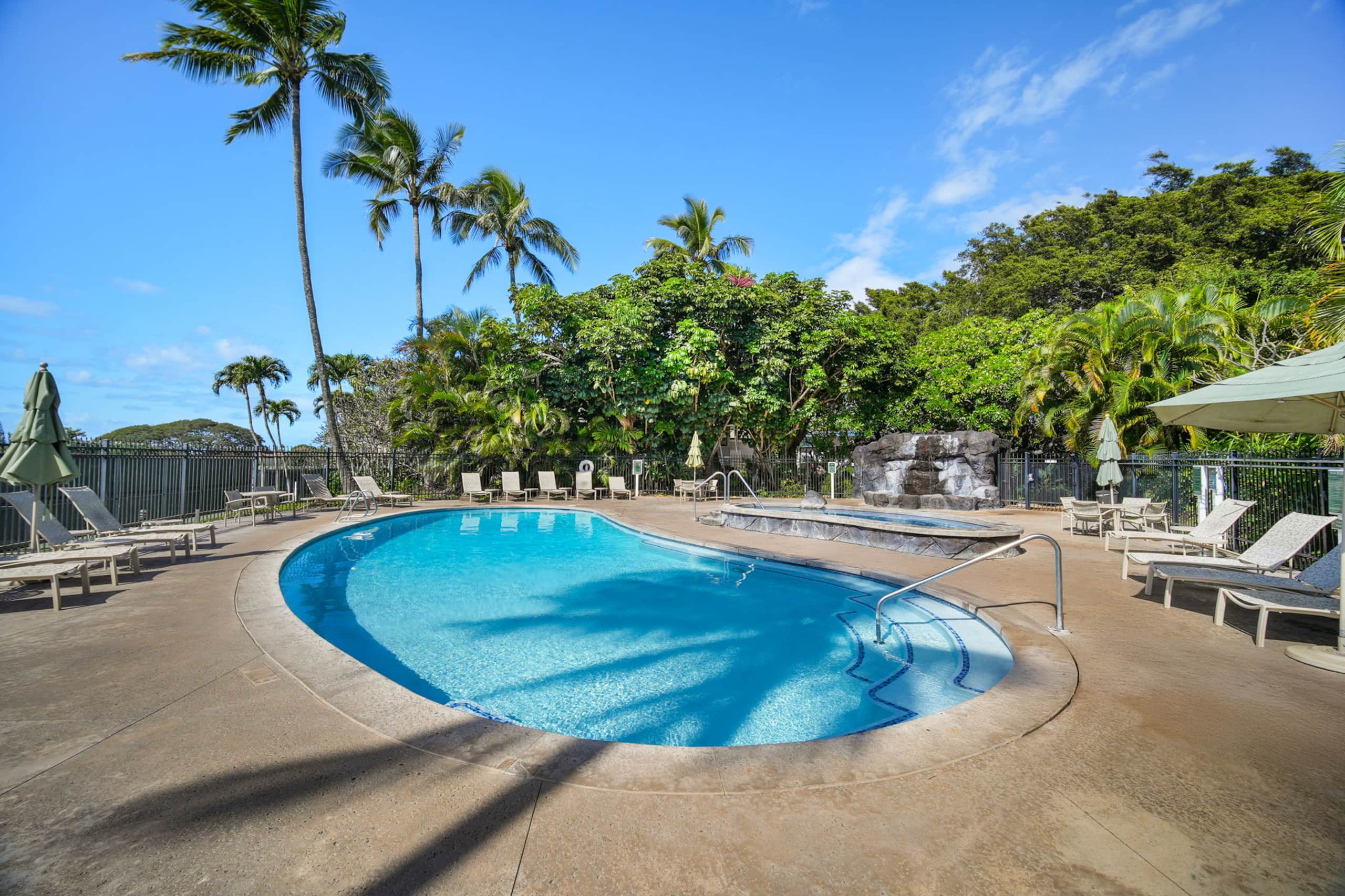 Condo in Poipu · ★4.71 · 2 bedrooms · 3 beds · 2 private baths - Image 6