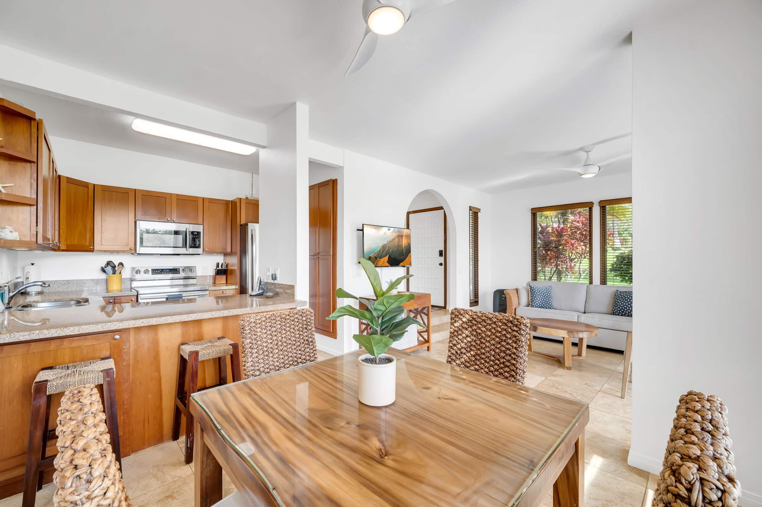 Condo in Poipu · ★4.71 · 2 bedrooms · 3 beds · 2 private baths - Image 9
