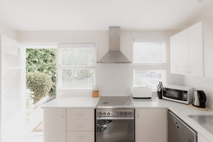 Wolf Short Stay managed Airbnb listing 3