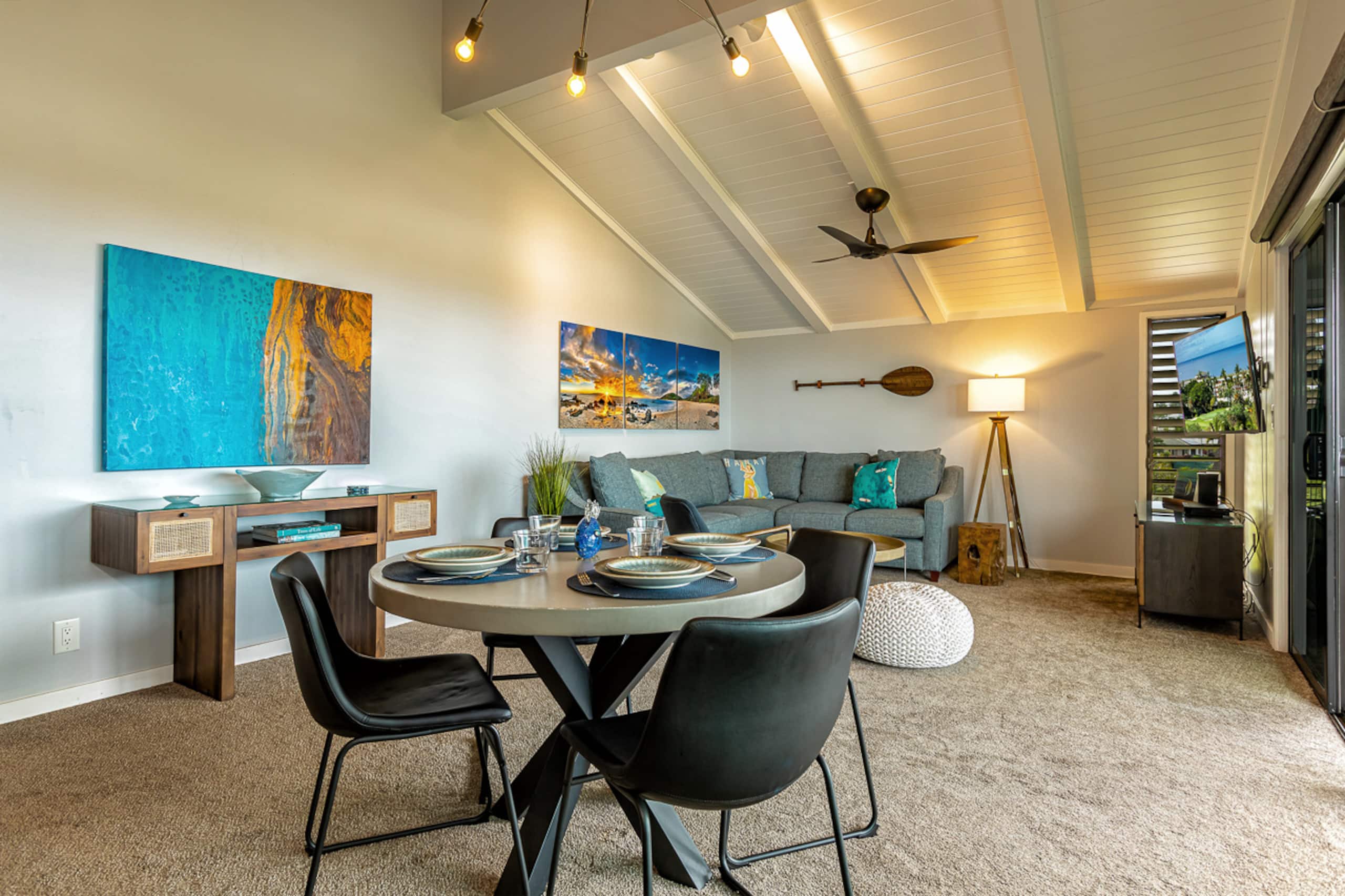 Condo in Kihei · ★4.91 · 1 bedroom · 2 beds · 2 baths - Image 13