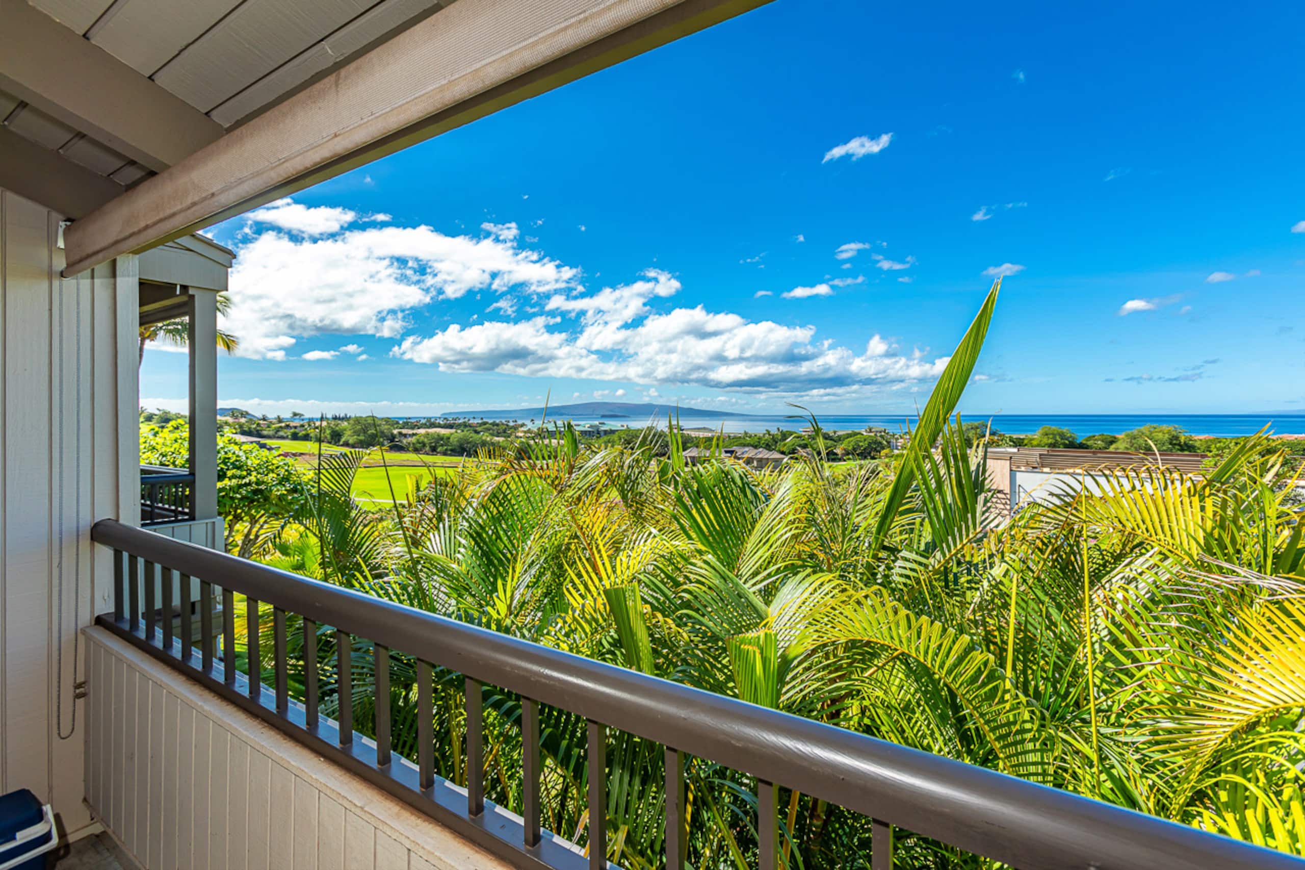 Condo in Kihei · ★4.91 · 1 bedroom · 2 beds · 2 baths - Image 5