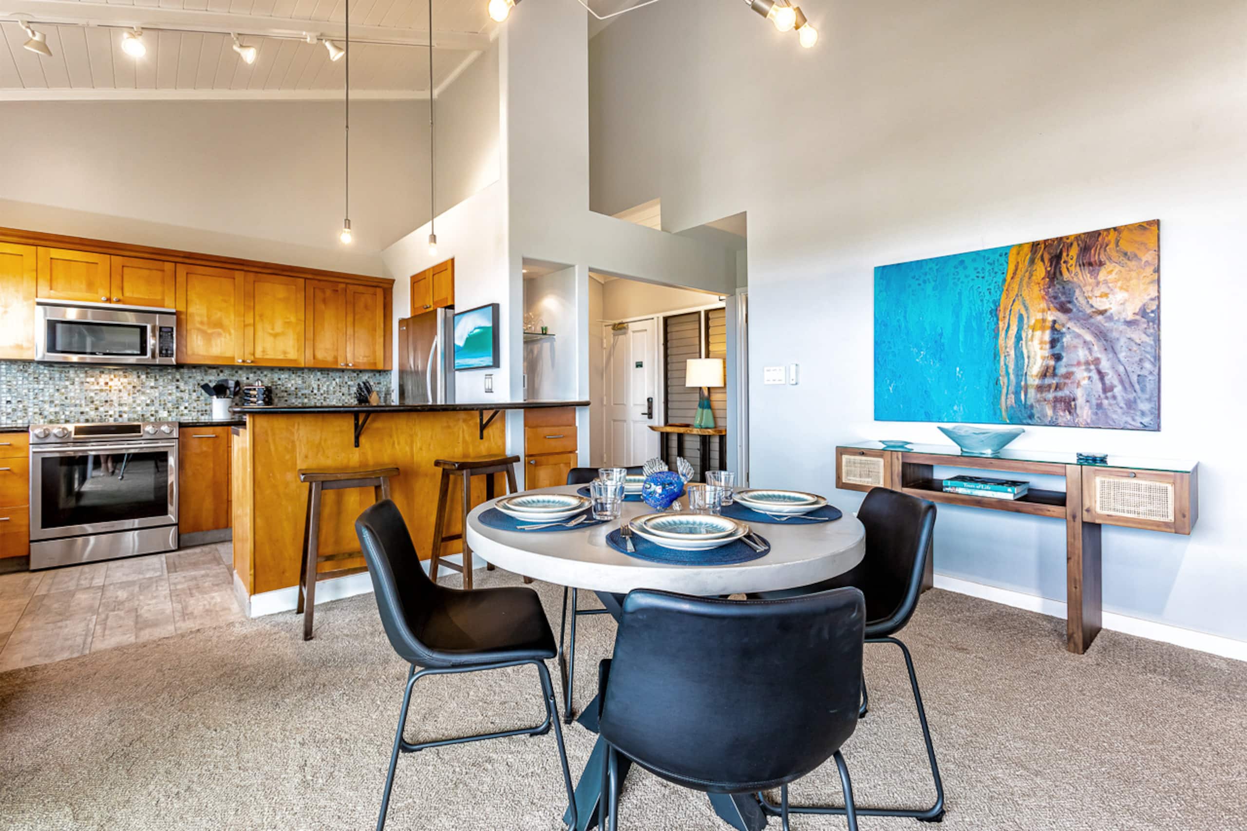 Condo in Kihei · ★4.91 · 1 bedroom · 2 beds · 2 baths - Image 15