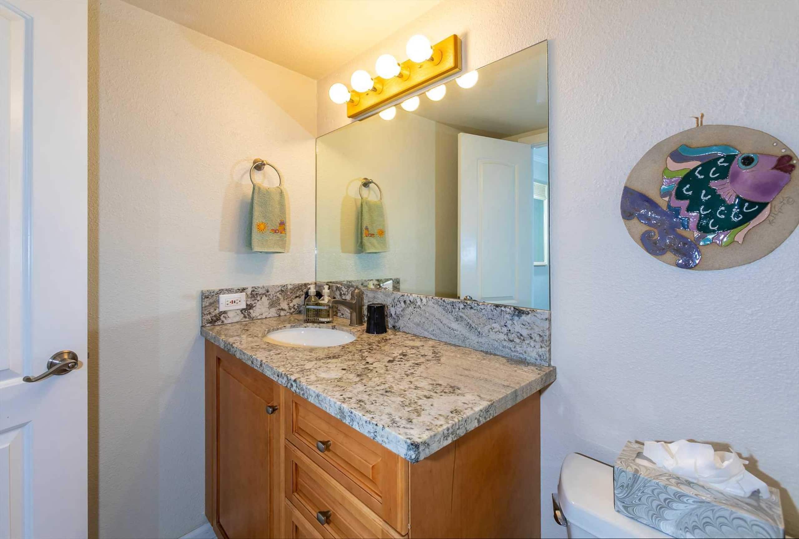 Condo in Maalaea · ★4.76 · 2 bedrooms · 2 beds · 2 private baths - Image 18