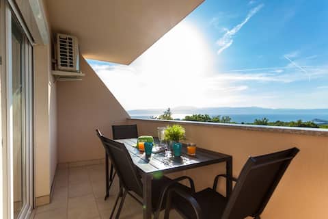 Top Airbnb: Apartments Didi in Omisalj with sea view - Darija in Općina Omišalj