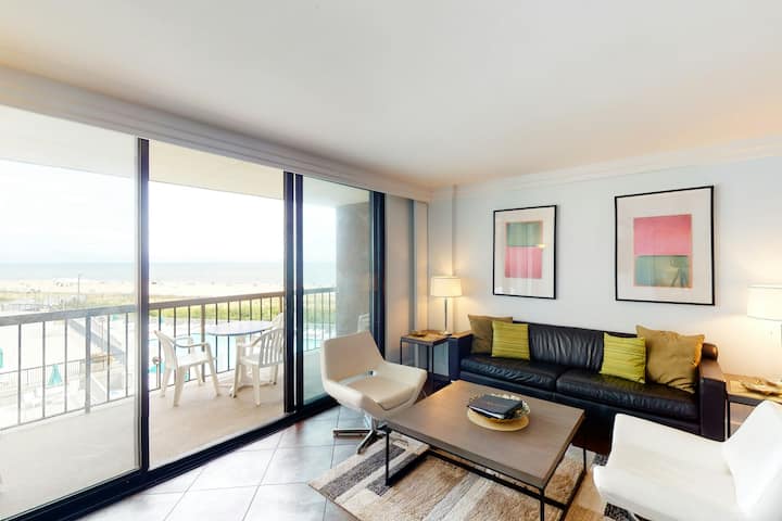 Sea Colony Ocean 3rd Floor Condo W/ Gym, Basketball Court, And Tennis Court - Bethany Beach, DE