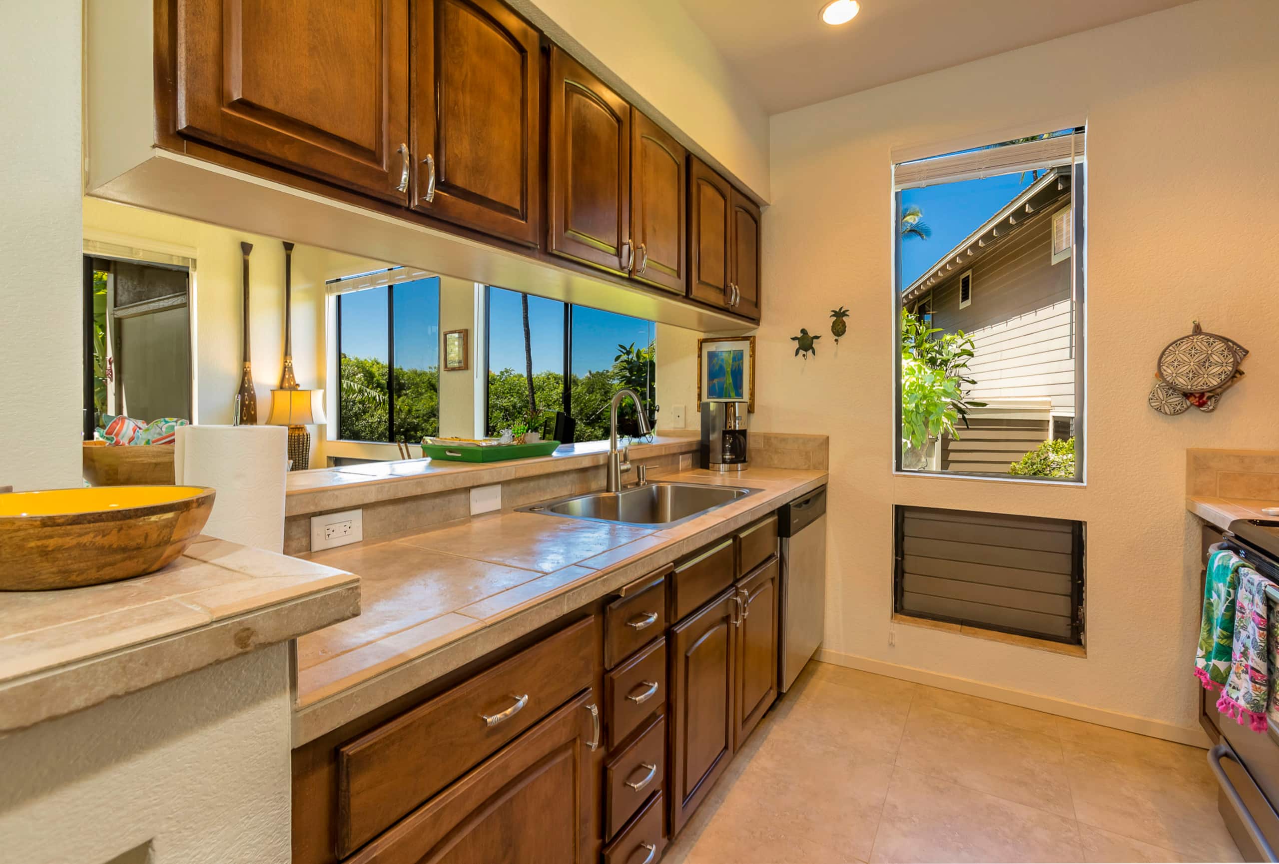 Condo in Kihei · ★4.73 · 1 bedroom · 2 beds · 2 shared baths - Image 11