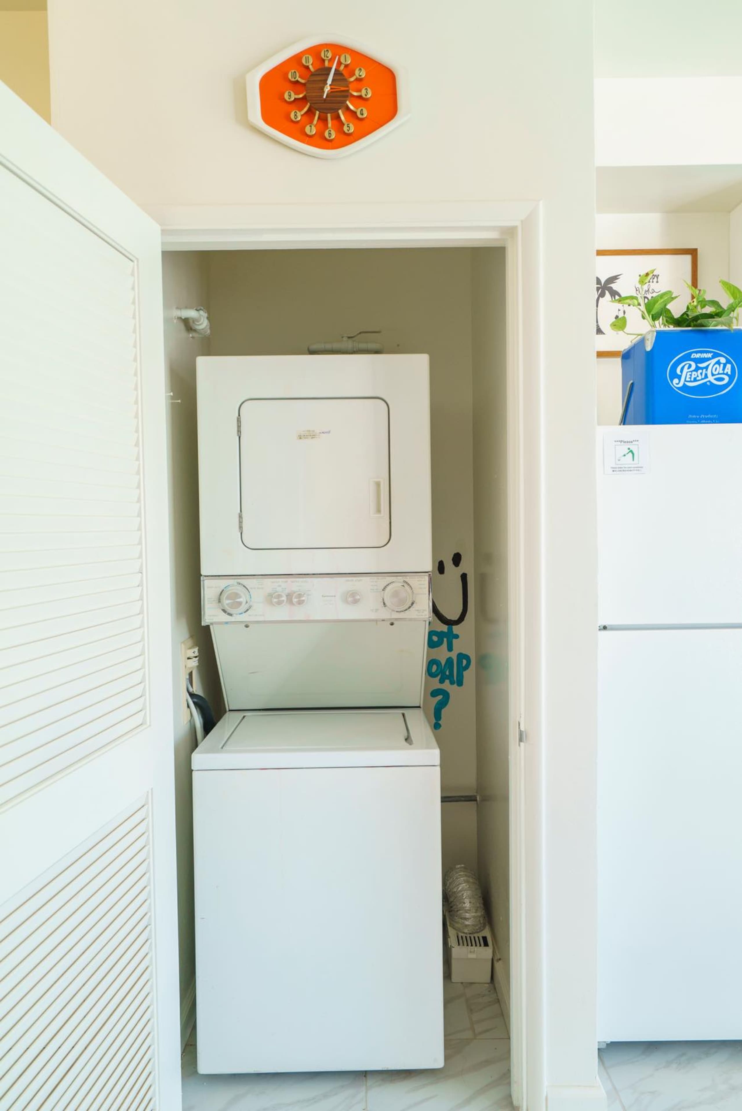 Condo in Honolulu · ★4.5 · 1 bedroom · 2 beds · 1 shared bath - Image 35