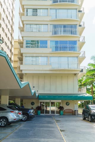 Lei Hawaii Realty Inc managed Airbnb listing 3