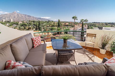 SAT2 - Modern 2 Bedroom Apartment With Ocean View