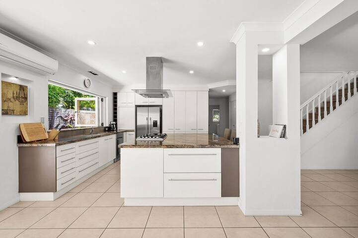 11 Dalmor Court gallery image 3