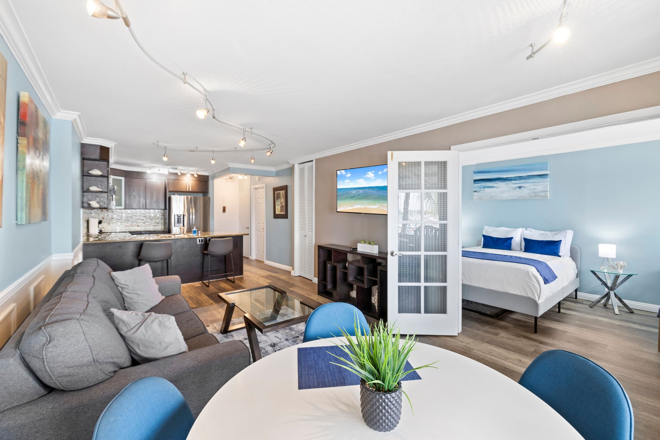 1BR Ilikai Marina Ocean View 5 Star Location - Image 7