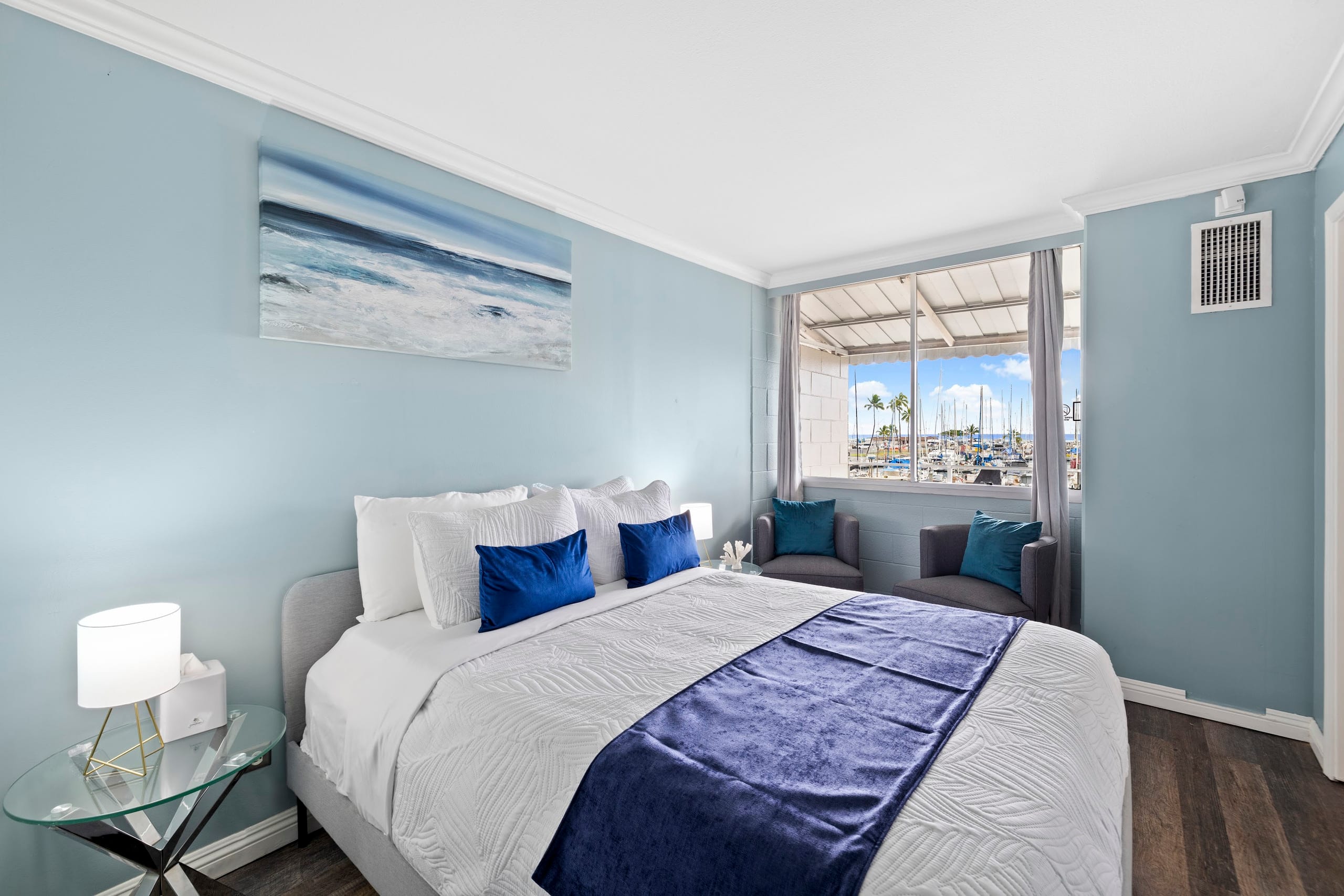 1BR Ilikai Marina Ocean View 5 Star Location - Image 2