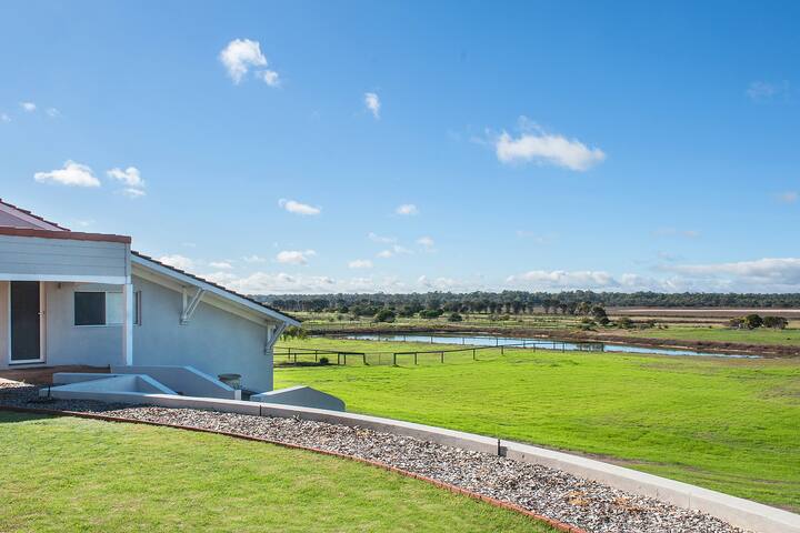 Forrest Beach Estate gallery image 5