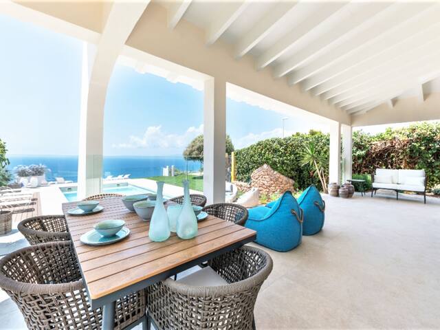 Villa Luna with the best views gallery image 3