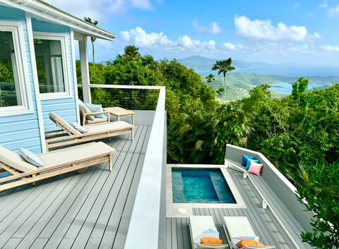 Vela Vista ~ Stunning 5BR/3BA with Views & Pool!