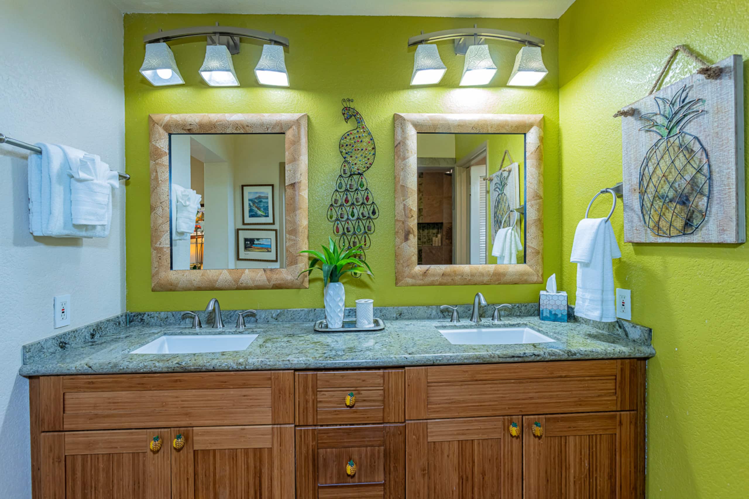 Condo in Wailea · ★4.82 · 2 bedrooms · 3 beds · 2 baths - Image 26