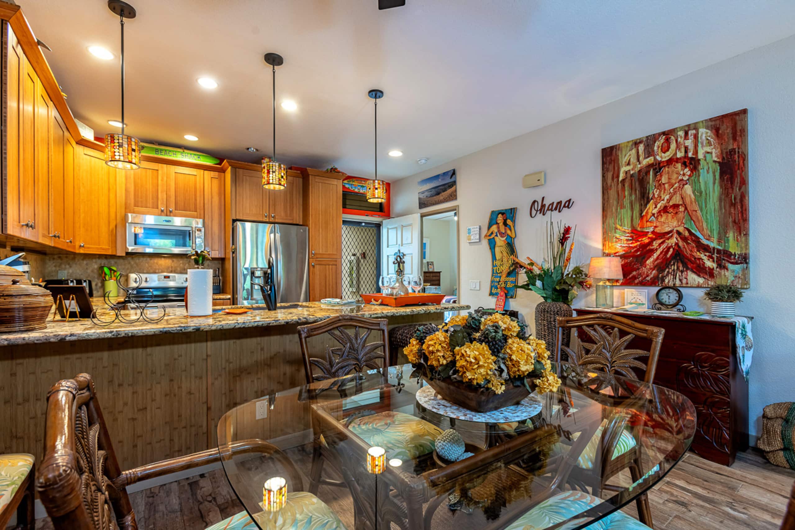 Condo in Wailea · ★4.82 · 2 bedrooms · 3 beds · 2 baths - Image 16